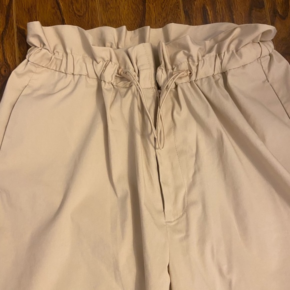 Gap paper bag pants, wmns tall size large - Picture 6 of 7